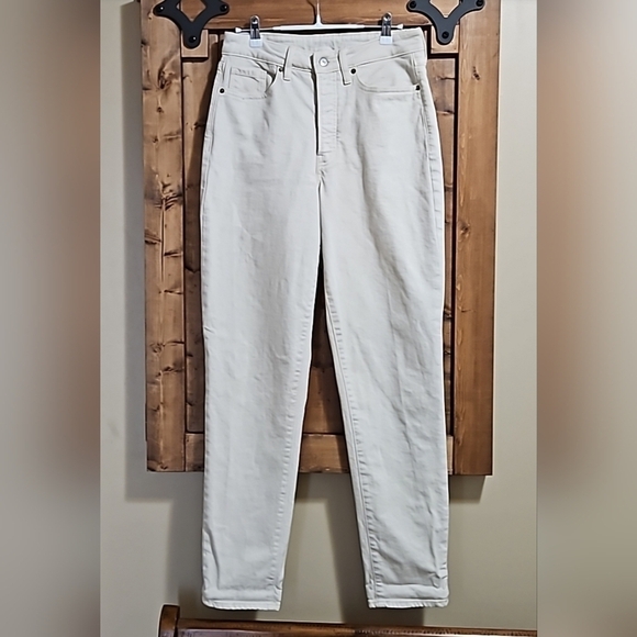 Old Navy Cream Curvy OG Straight Cotton Stretch Button-fly Jeans Size 8 Tall - Picture 1 of 15